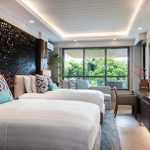 Signature Two-Bedroom Suite Roundtrip Caticlan Airport Transfers	